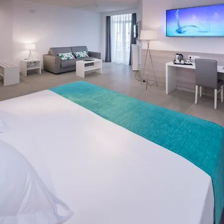 فندق أوليمبوس بالاس 4*