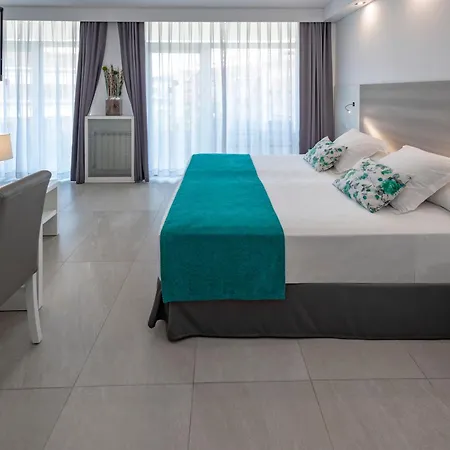 فندق أوليمبوس بالاس 4*